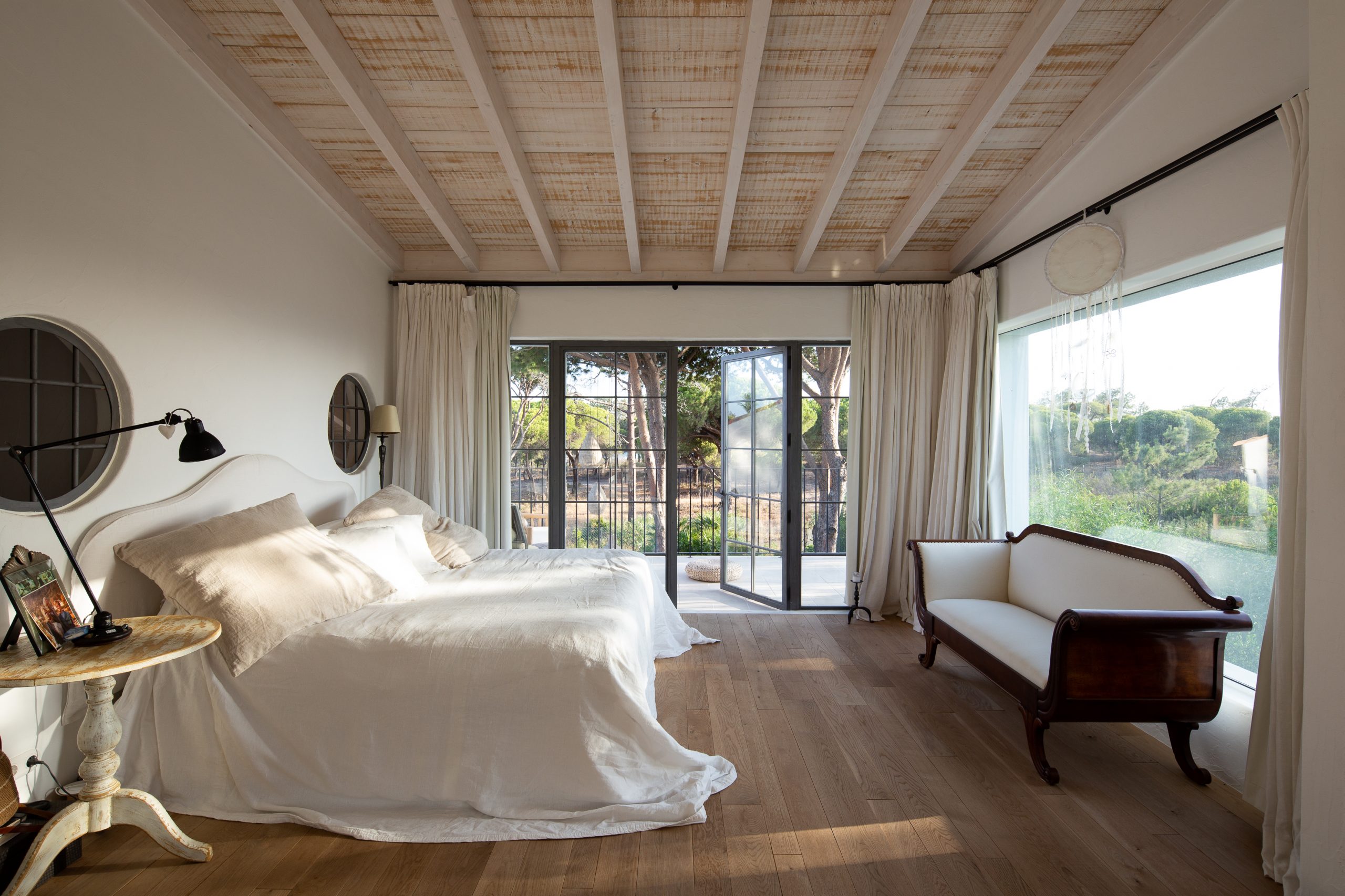 Dream beachhouse bedroom inspo - CORE architects
